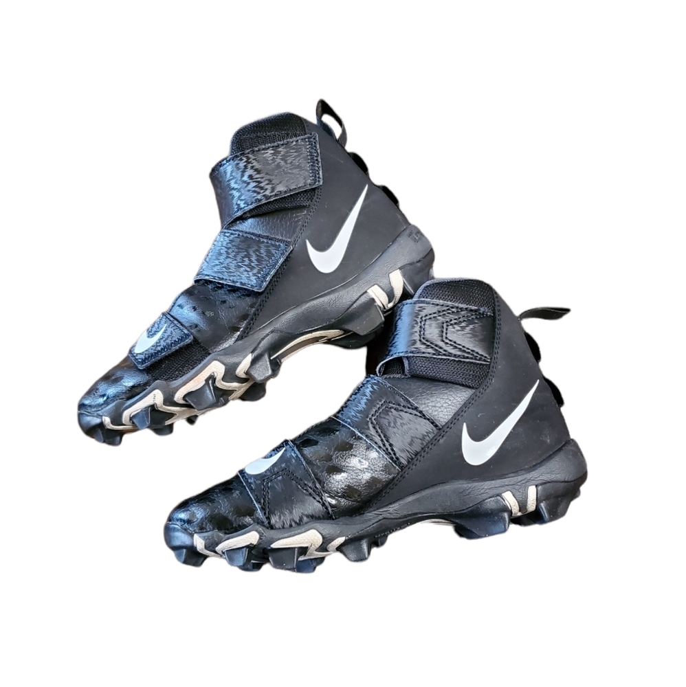 🏈 Nike Youth Force Savage Shark 2 Football Cleats